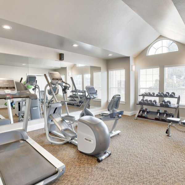 Crosspointe Apartments offers a wide variety of amenities in Federal Way, Washington