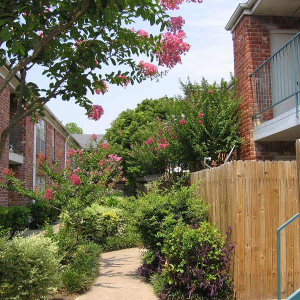 SunBlossom Louisville offers a wide variety of amenities in Houston, Texas