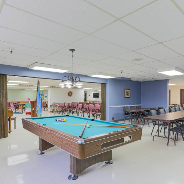 Coraopolis Towers offers a wide variety of amenities in Coraopolis, Pennsylvania