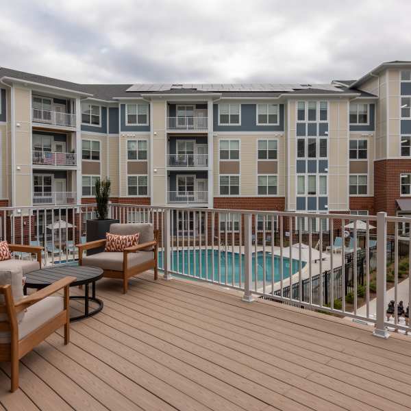 Pool and lounge seating outside of Attain at Towne Centre in Fredericksburg, Virginia