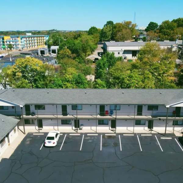 Amenities at Skyline Flats in Nashville, Tennessee