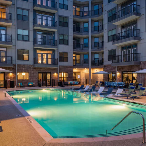 View Amenities offered at Siena Suwanee Town Center in Suwanee, Georgia