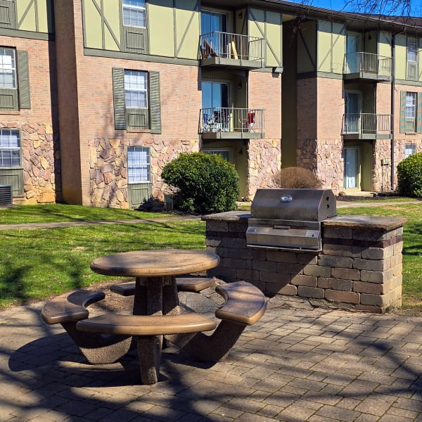 View our amenities at Dominion House Apartments in Nashville, Tennessee