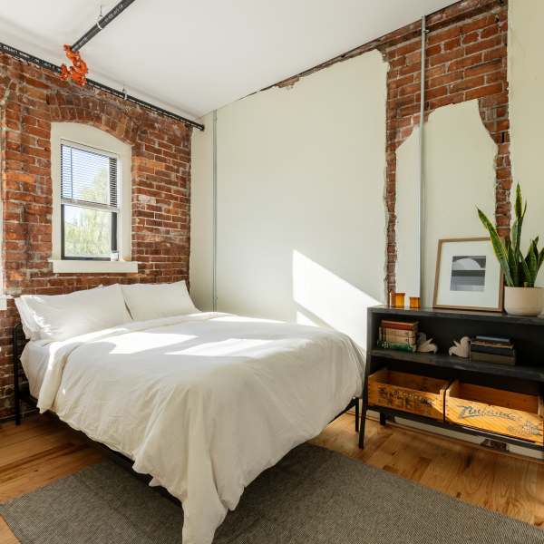 Cozy bedroom at Detroit, Michigan