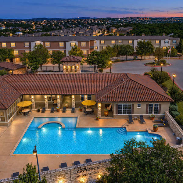 Swimming pool at The Abbey at Stone Oak in San Antonio, Texas 