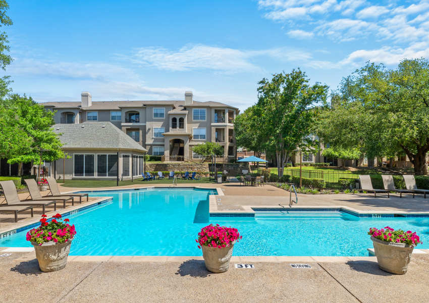 One of the two pools at Ballantyne Apartments