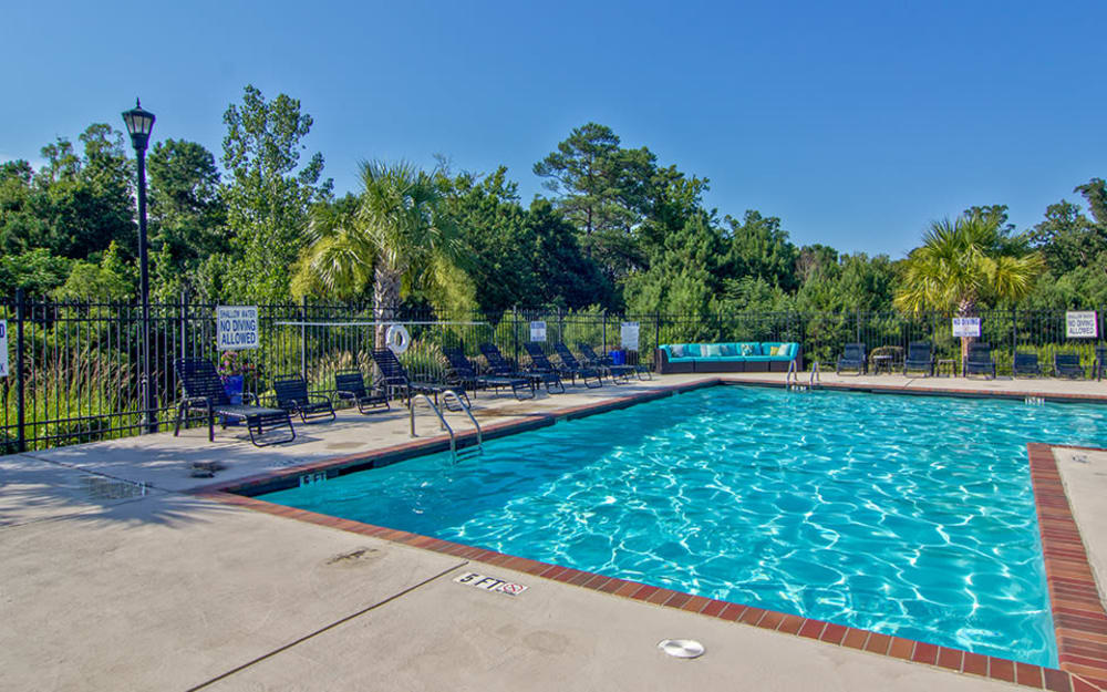 Swimming pool at The Overlook at Golden Hills in Lexington, South Carolina