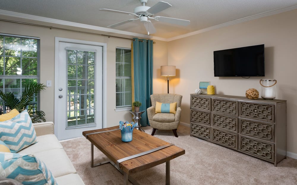 Newnan GA Apartments The Vinings At Newnan Lakes