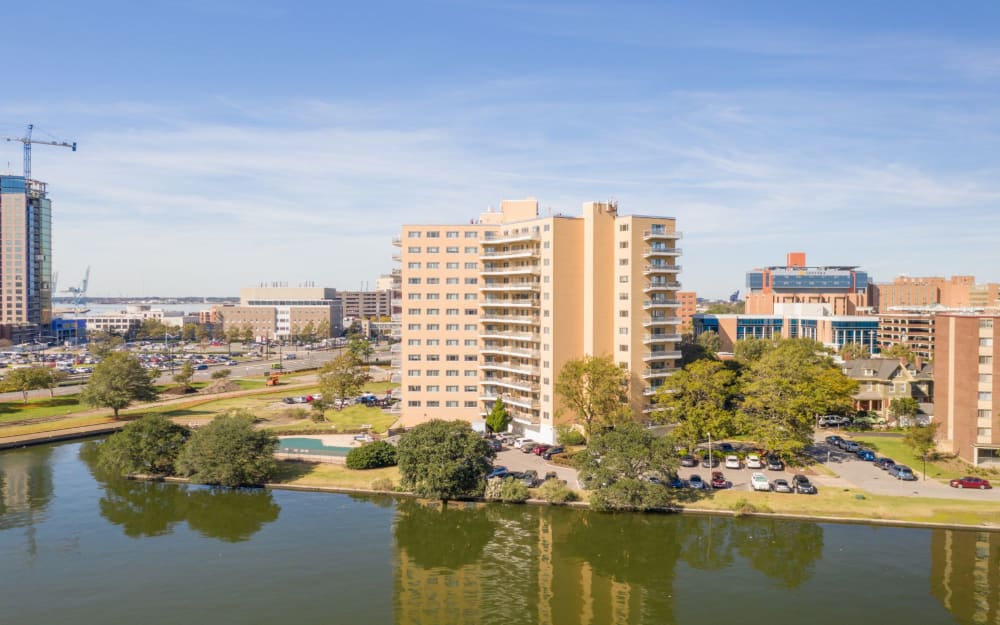 Luxury Apartments for Rent in Downtown Norfolk, VA