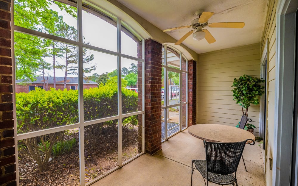 Apartments with Private Patio / Sun Room in Macon, Georgia
