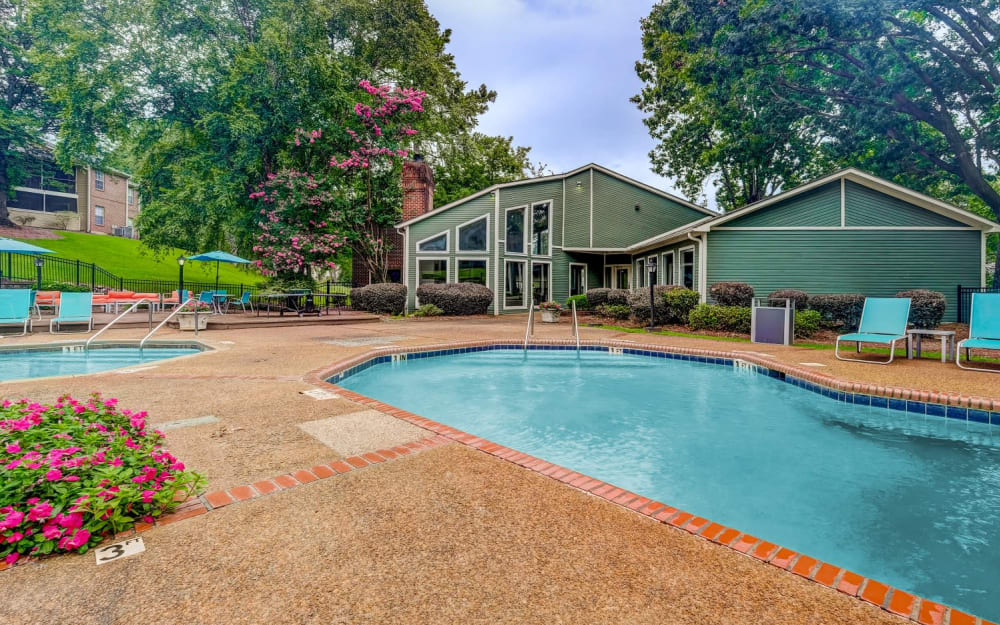 Swimming pool at The Waterford Apartments in Columbia, South Carolina