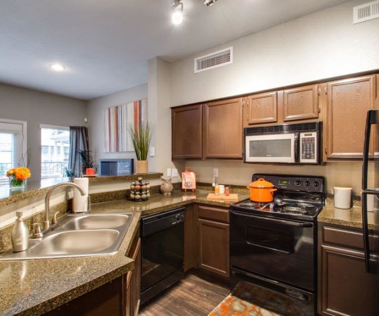 In-Home Features at Watermarke Apartments in Fort Worth, Texas