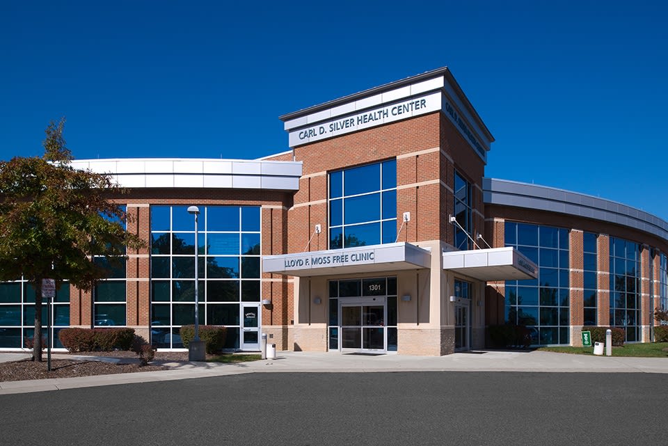 University of Mary Washington, Hillel Center, Jewish student life, Larry Silver, Maxine Silver, Carl D. Silver, Silver Companies, Silver Foundations