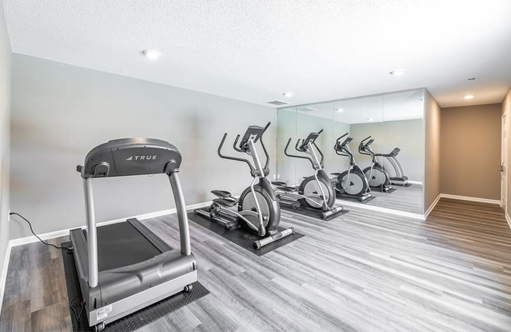 Fitness center at Sharon Pointe Apartment Homes in Charlotte, North Carolina