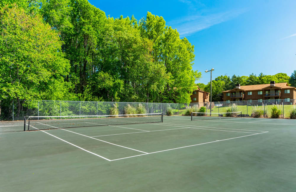 Enjoy Apartments with a Tennis Court at Riverwind Apartment Homes in Spartanburg, South Carolina