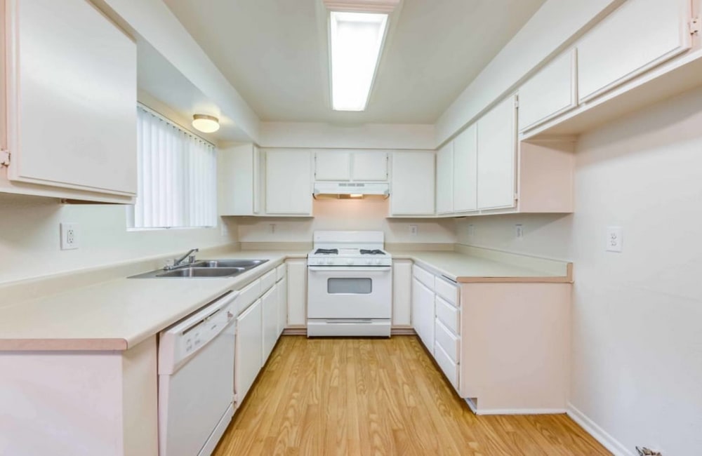 Modern Kitchen atSienna Heights Apartments apartment homes in Lancaster, California