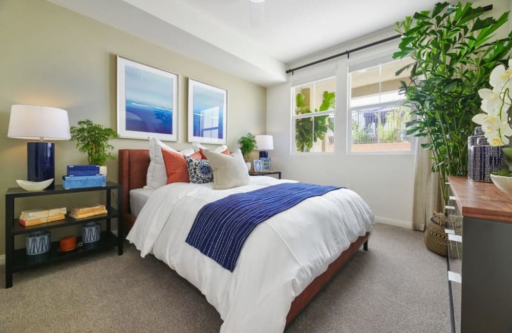 Bedroom atThe Trails at Canyon Crest apartment homes in Riverside, California