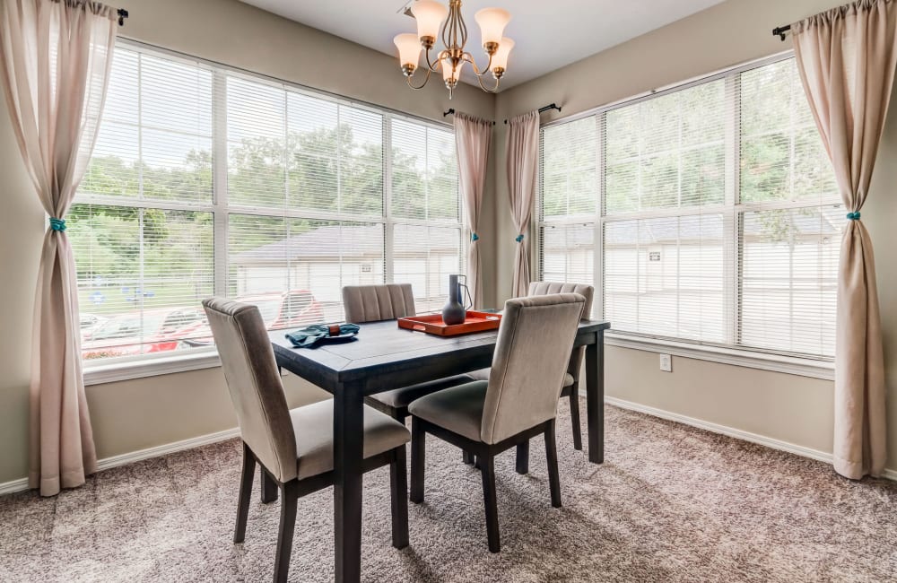 Dining area with amazing view of the outside located at Highlands of Montour Run in Coraopolis, Pennsylvania