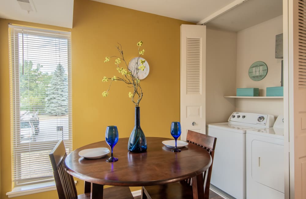 Dining room at Carriage Hill Apartment Homes in Randallstown, Maryland