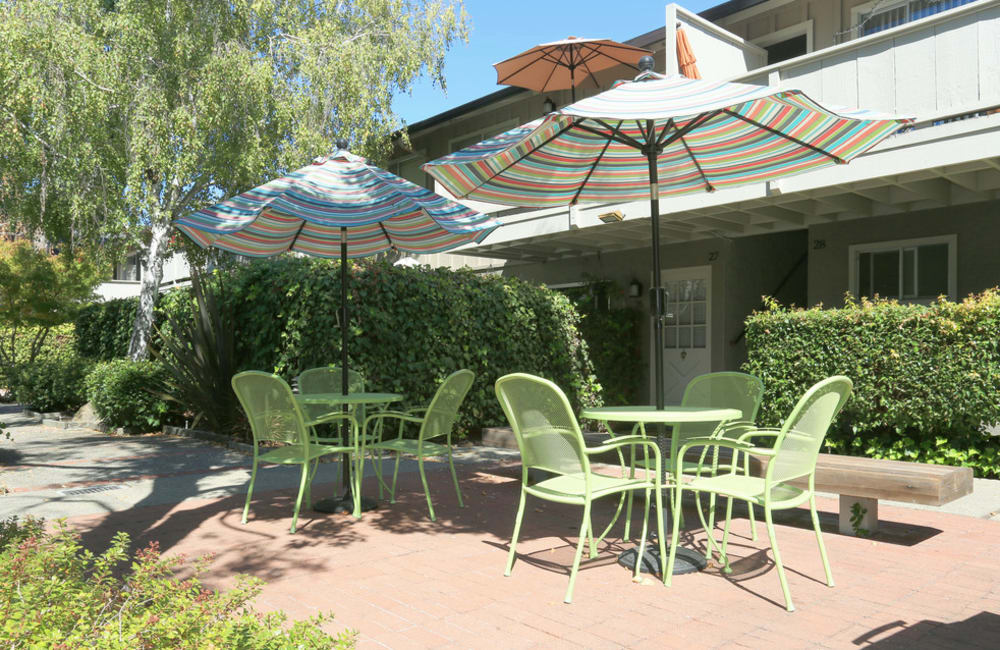 private patio at Palazzo Gardens in Palo Alto, California