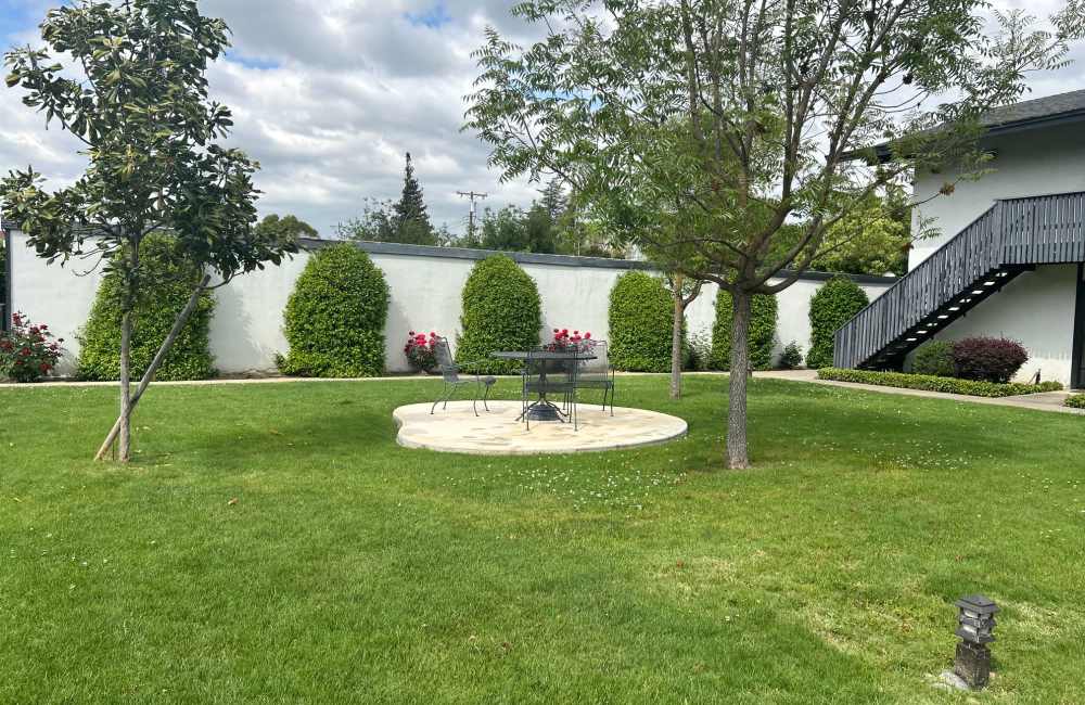 Courtyard at La Espana Garden in Lodi, California