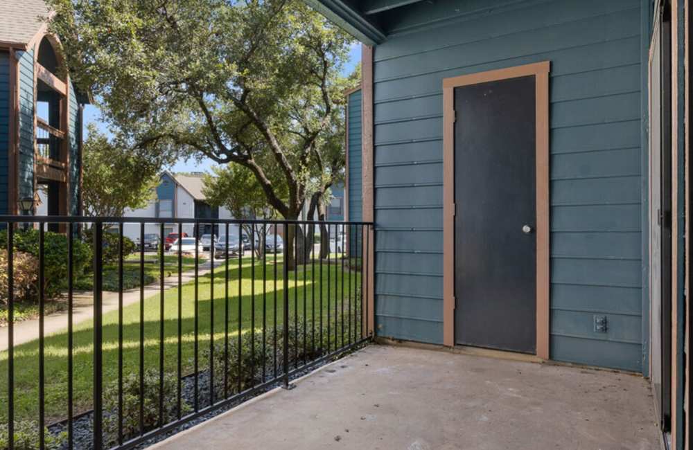 Private balcony attached to the room at Hill At Woodway in San Antonio, Texas