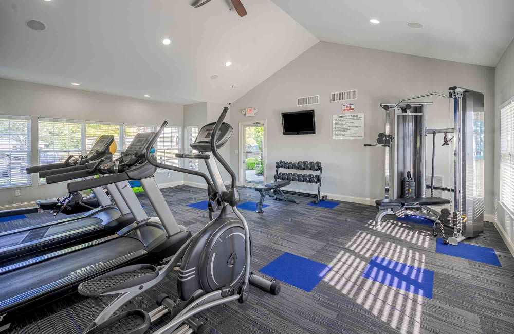 Fitness center at Charleston Pines Apartment Homes in Florence, Kentucky