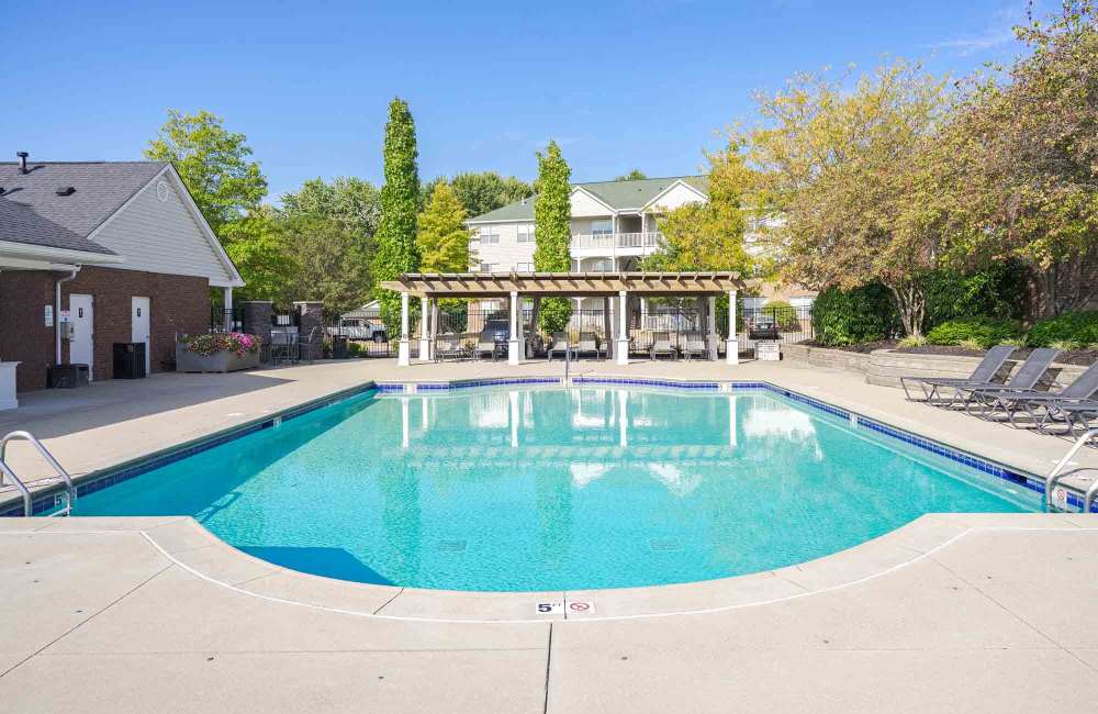 Swimming pool at Charleston Pines Apartment Homes in Florence, Kentucky