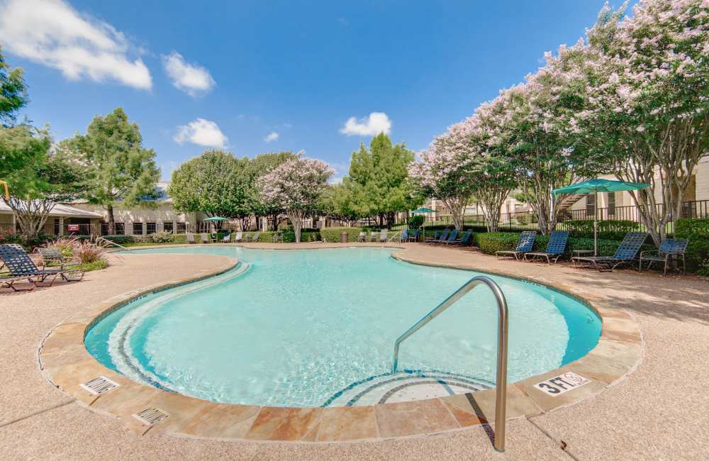 Resort-style pool at The Forum at Grand Prairie in Grand Prairie, Texas, 