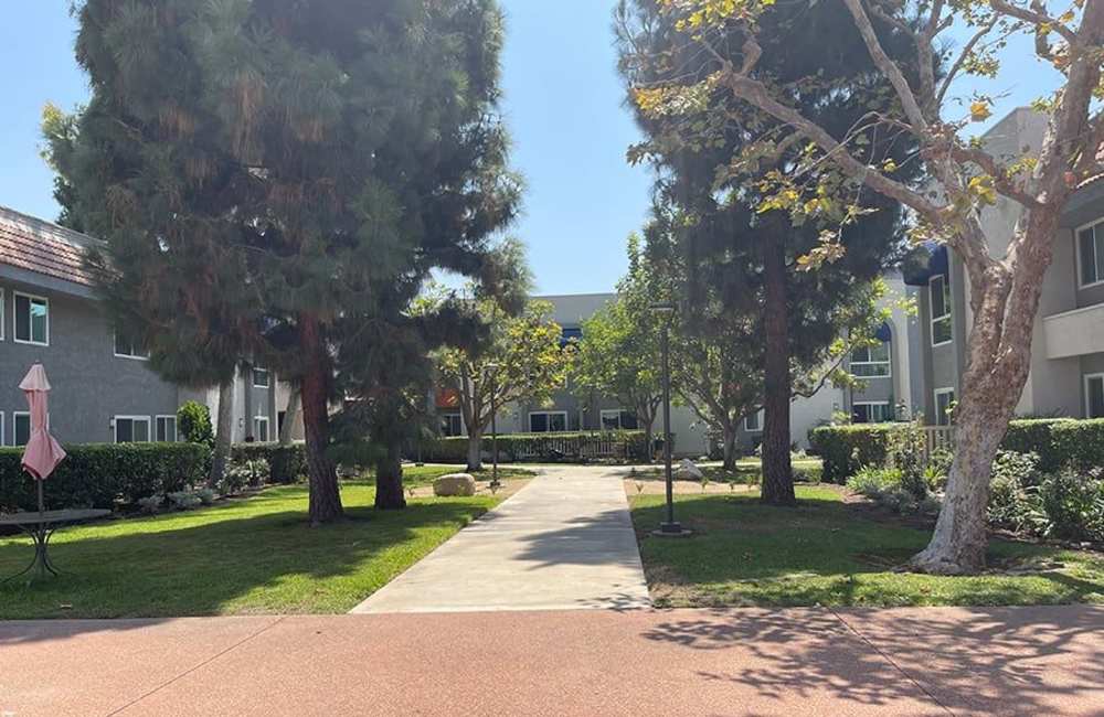 Path through the community at Kernwood Terrace in Los Angeles, California