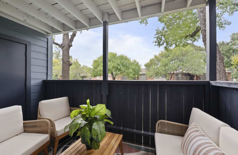Seating area in the balcony at Northside Heights in Conroe, Texas