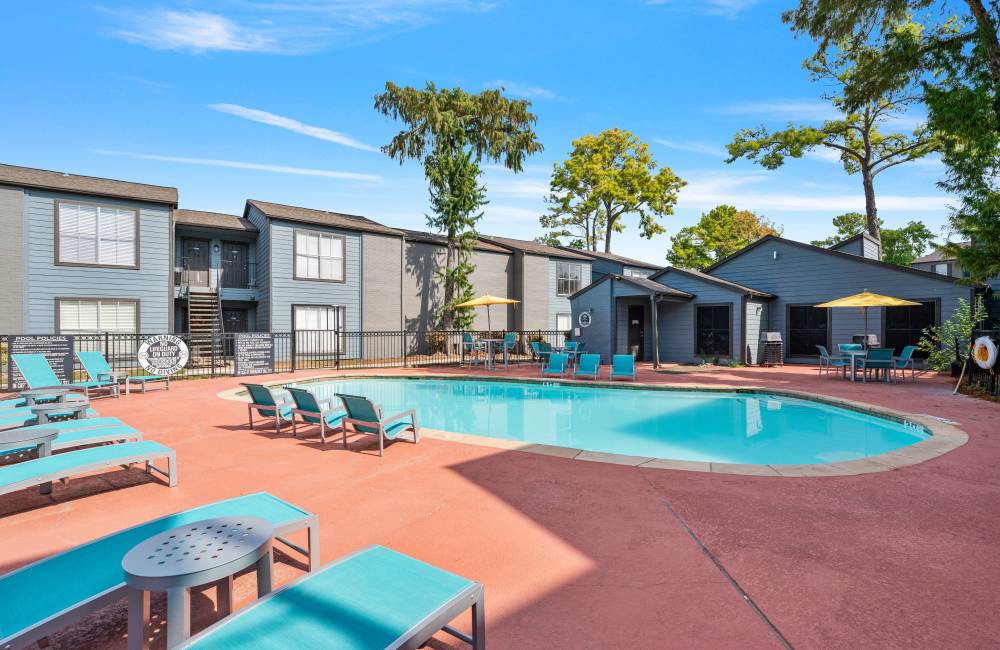 Sparkling pool at North Bend Living in Houston, Texas