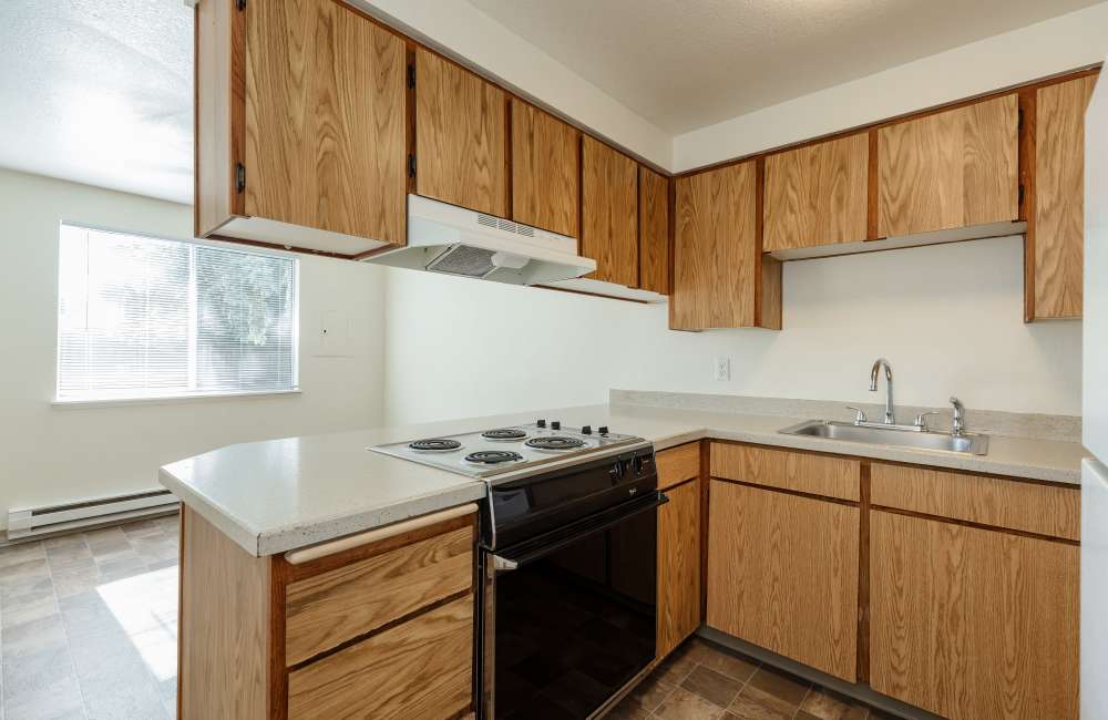 Kitchen at Heron Hills Apartment Homes in Gresham, Oregon
