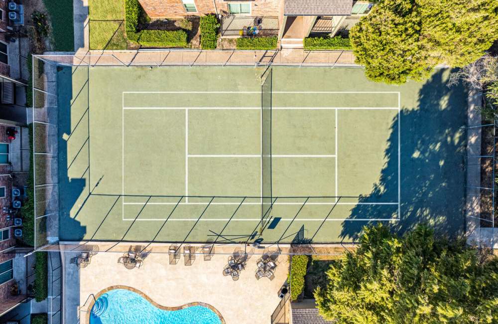 Tennis court at Rochelle Plaza in Irving, Texas