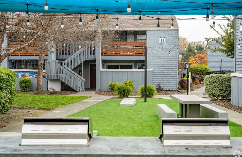Entrance and exterior at Stony Brook in Santa Rosa, California