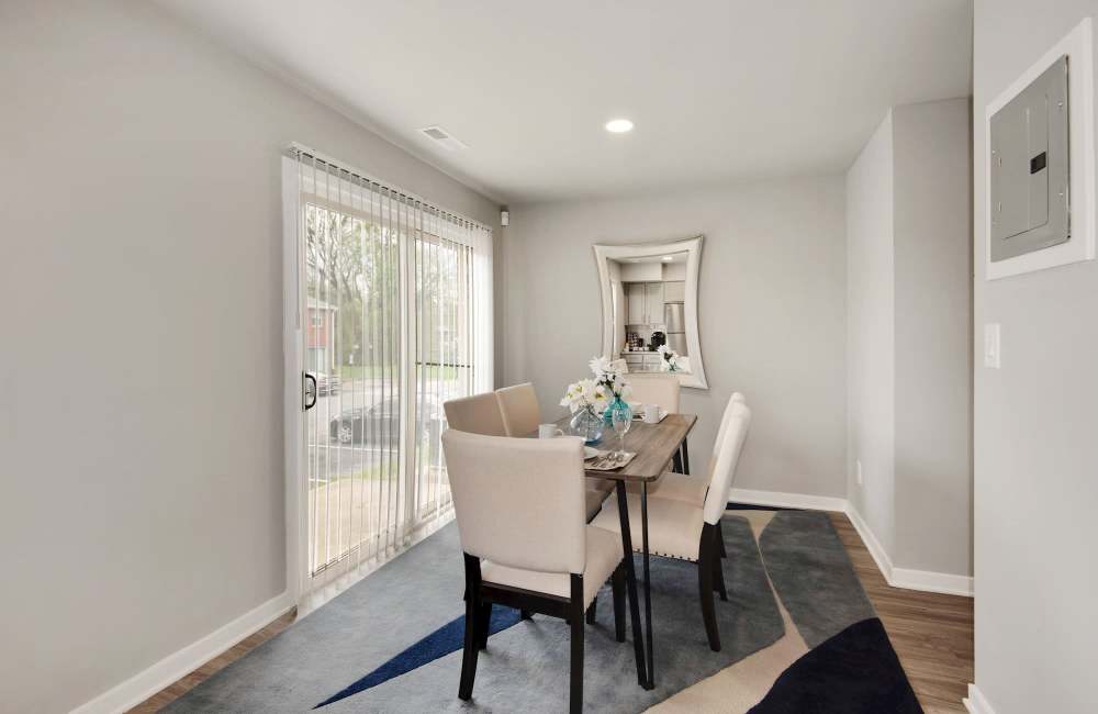 Dining area at Jamestowne Apartments in Baltimore, Maryland