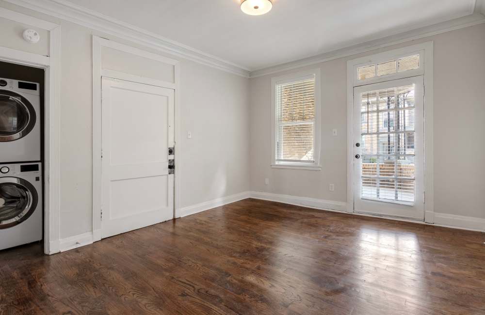 Home with great windows at Park Terrace in Memphis, Tennessee