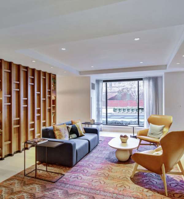 Modern decor and seating in the community clubhouse at J Vue at The LMA in Boston, Massachusetts
