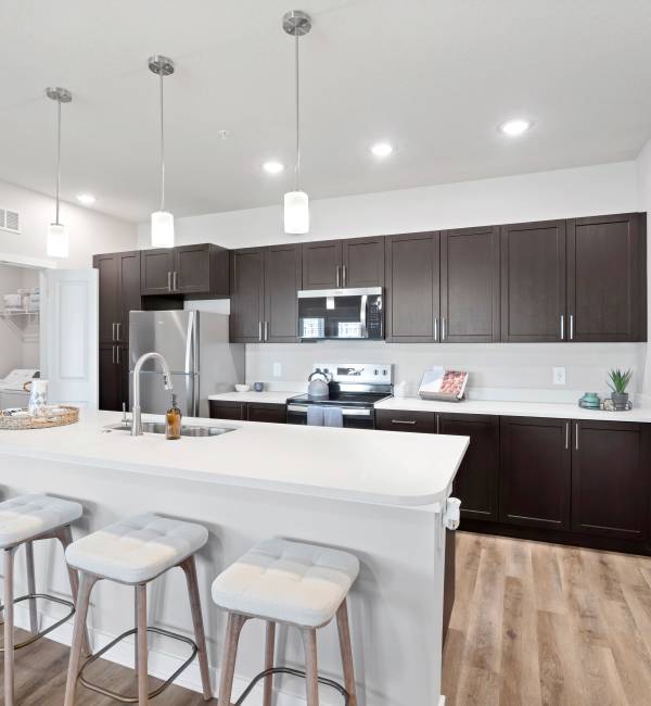 Modern kitchen at The Carlton At Robinson Gateway in Palmetto, Florida