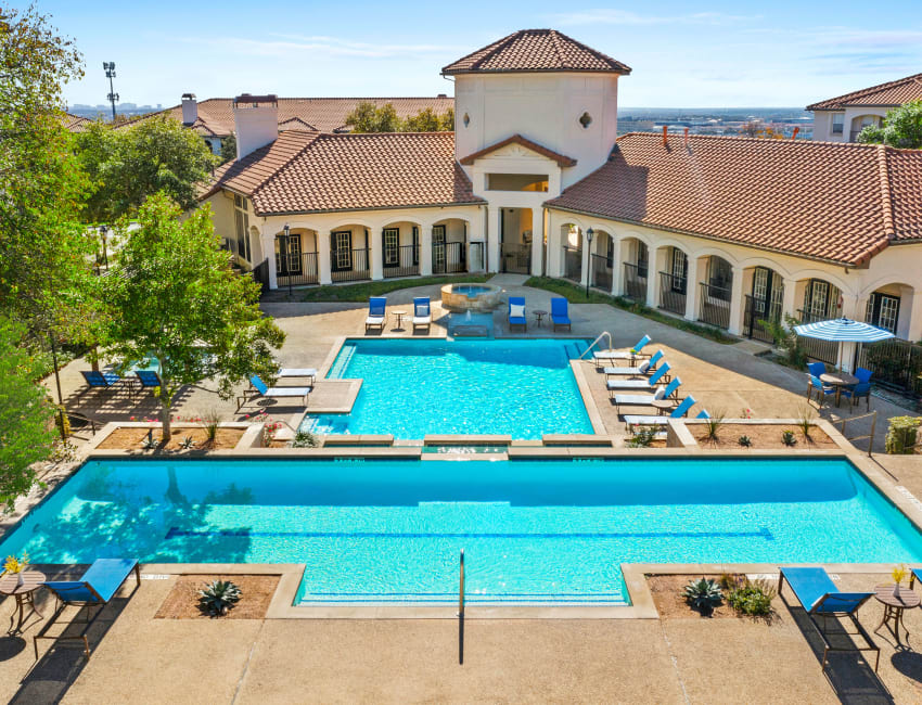 Luxury swimming pools at Mira Vista at La Cantera in San Antonio, Texas
