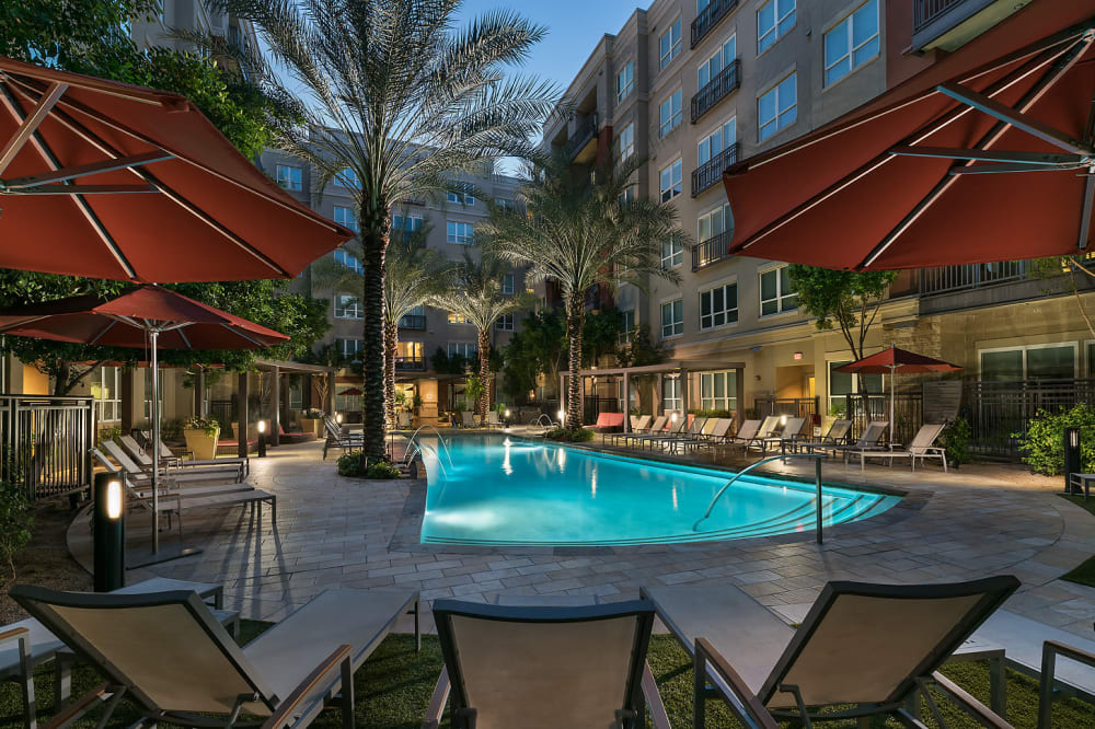 View the amenities at Emerson Mill Avenue in Tempe, Arizona