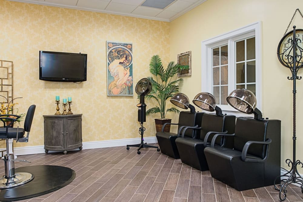 Salon at Grand Villa of DeLand in Florida