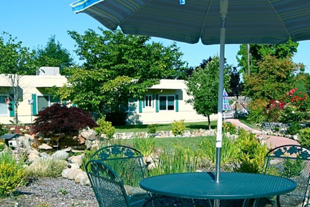 Covered outdoor seating at Regency Care of Rogue Valley in Grants Pass, Oregon