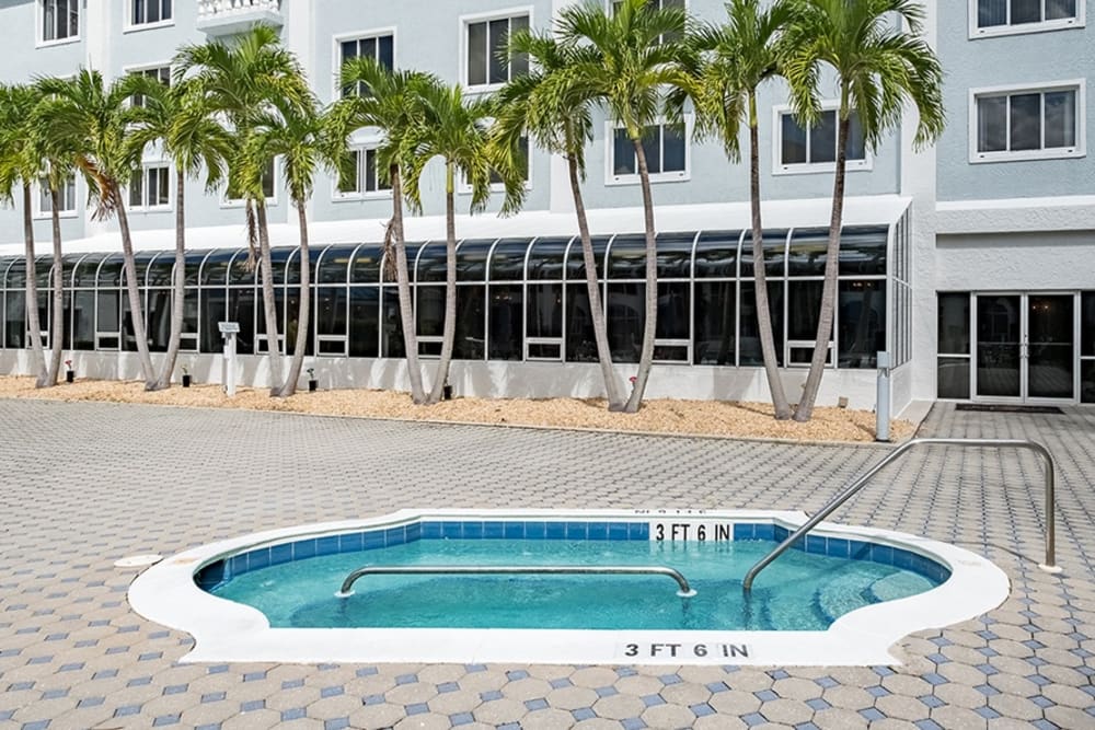 Hot tub at Grand Villa of Fort Myers in Florida