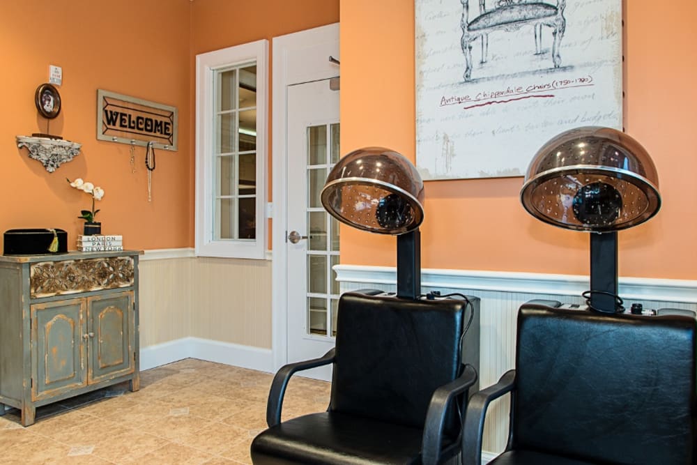Salon at Grand Villa of Melbourne in Florida