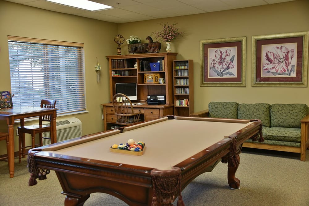 Game room at Fox Hollow Independent and Assisted Living in Bend, Oregon