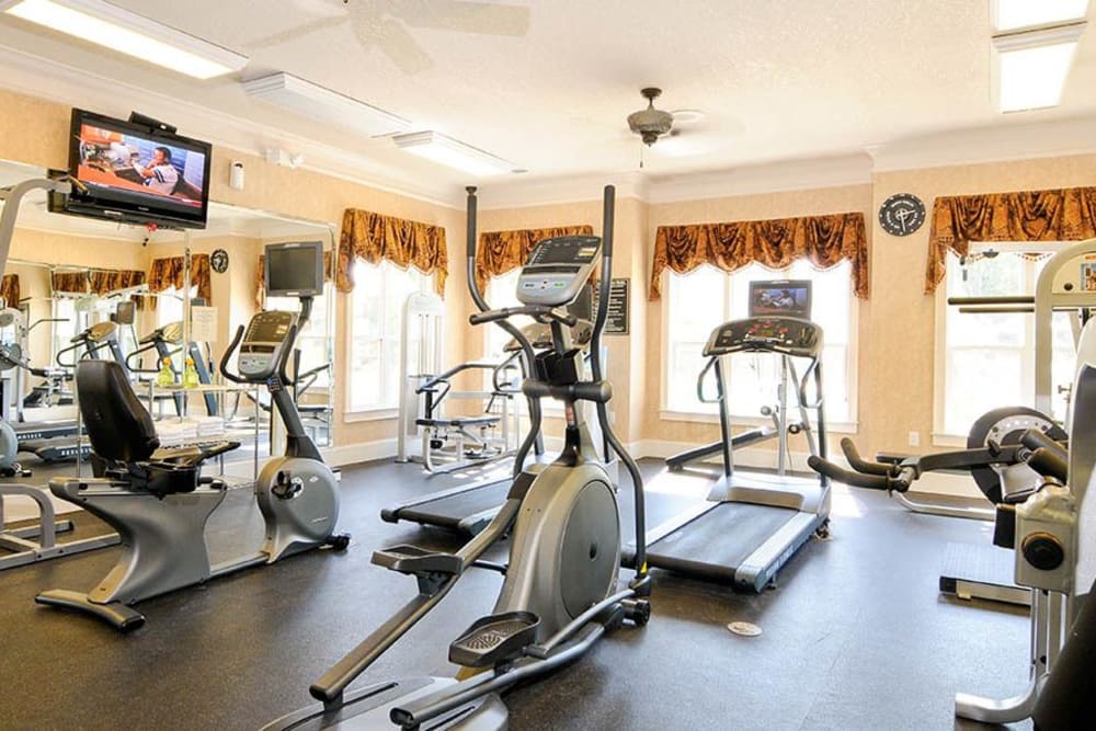 Fitness center at Villas at Houston Levee West Apartments in Cordova, Tennessee