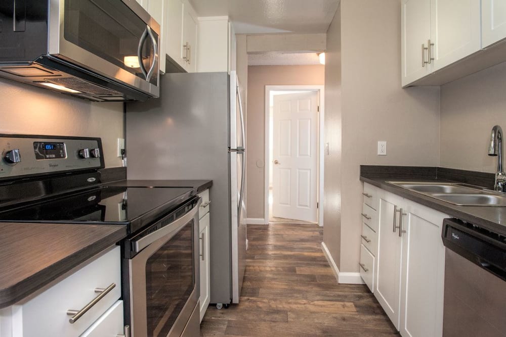 Kitchen with plenty of cabinet space at Shadow Oaks Apartment Homes in Cupertino, California