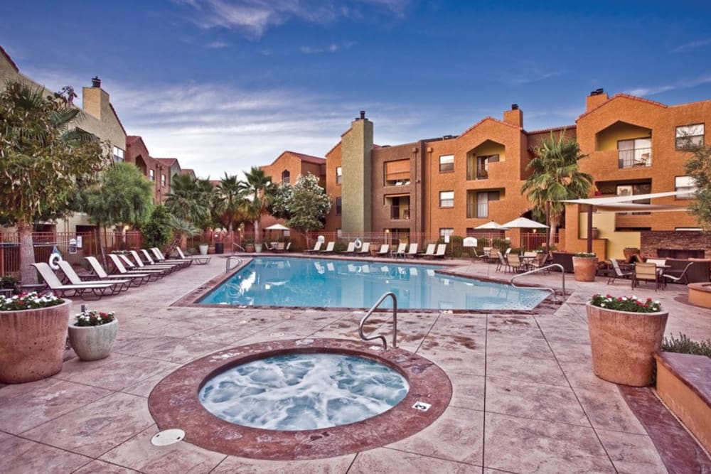Photos of Greenspoint at Paradise Valley | Apartments in ...