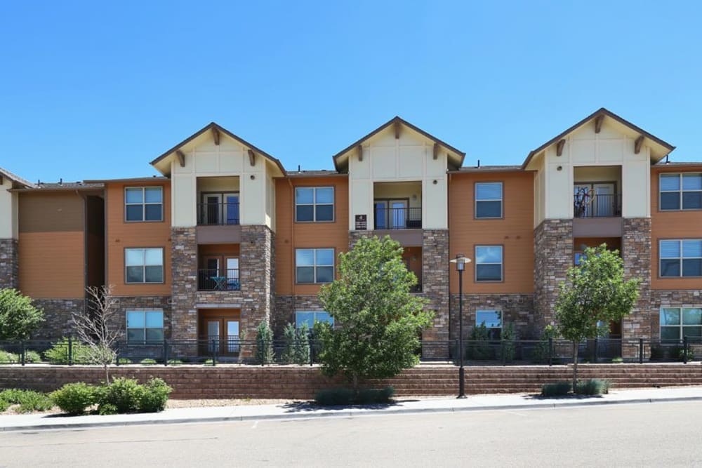 Photos of Highpointe Park Apartment Homes Thornton, CO Apartments